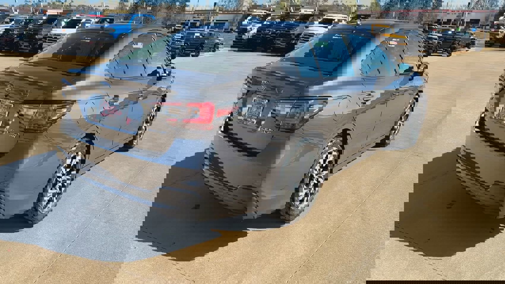 Used 2024 Subaru Legacy Premium image 9