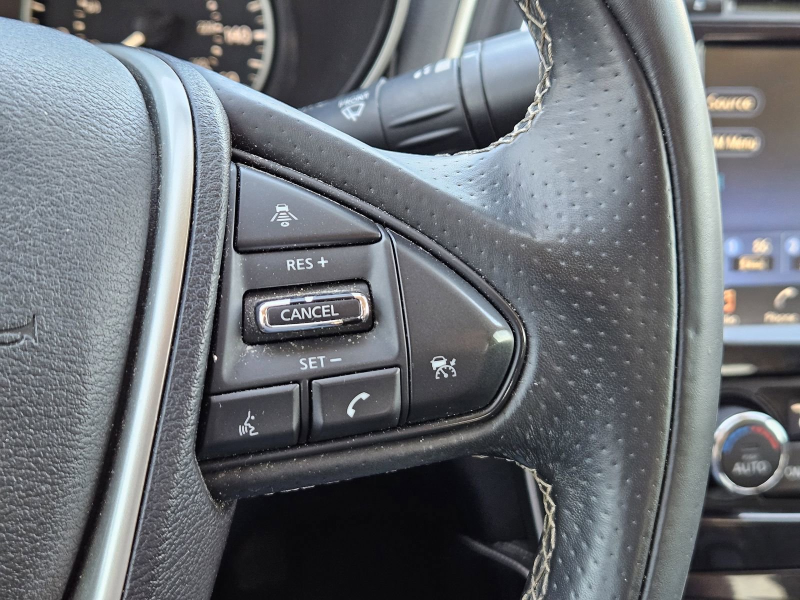 Used 2018 Nissan Maxima Platinum image 27