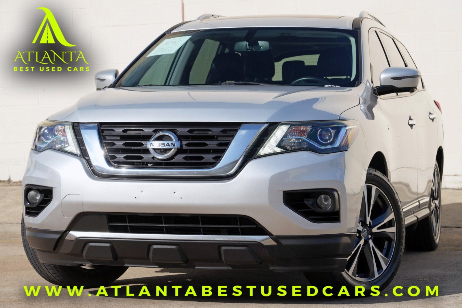 Used 2020 Nissan Pathfinder Platinum FWD video 1