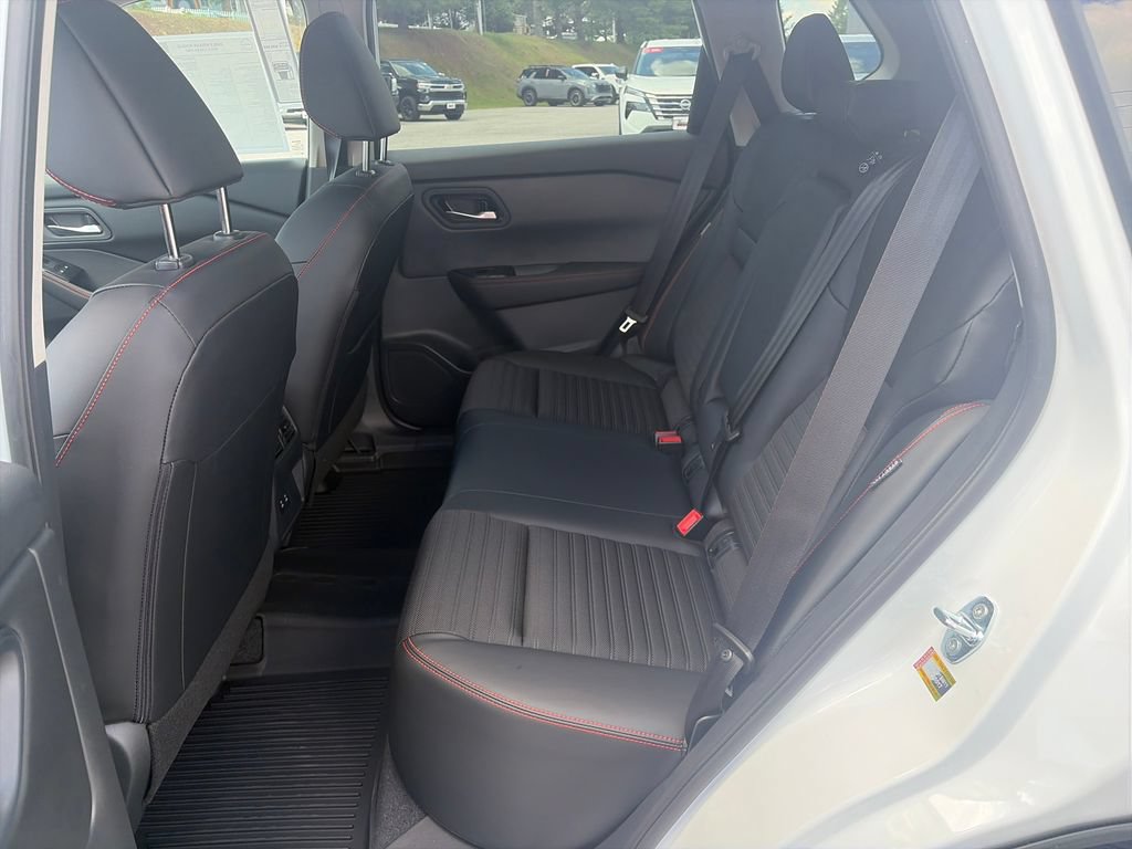 New 2026 Nissan Rogue SV AWD/4WD image 24