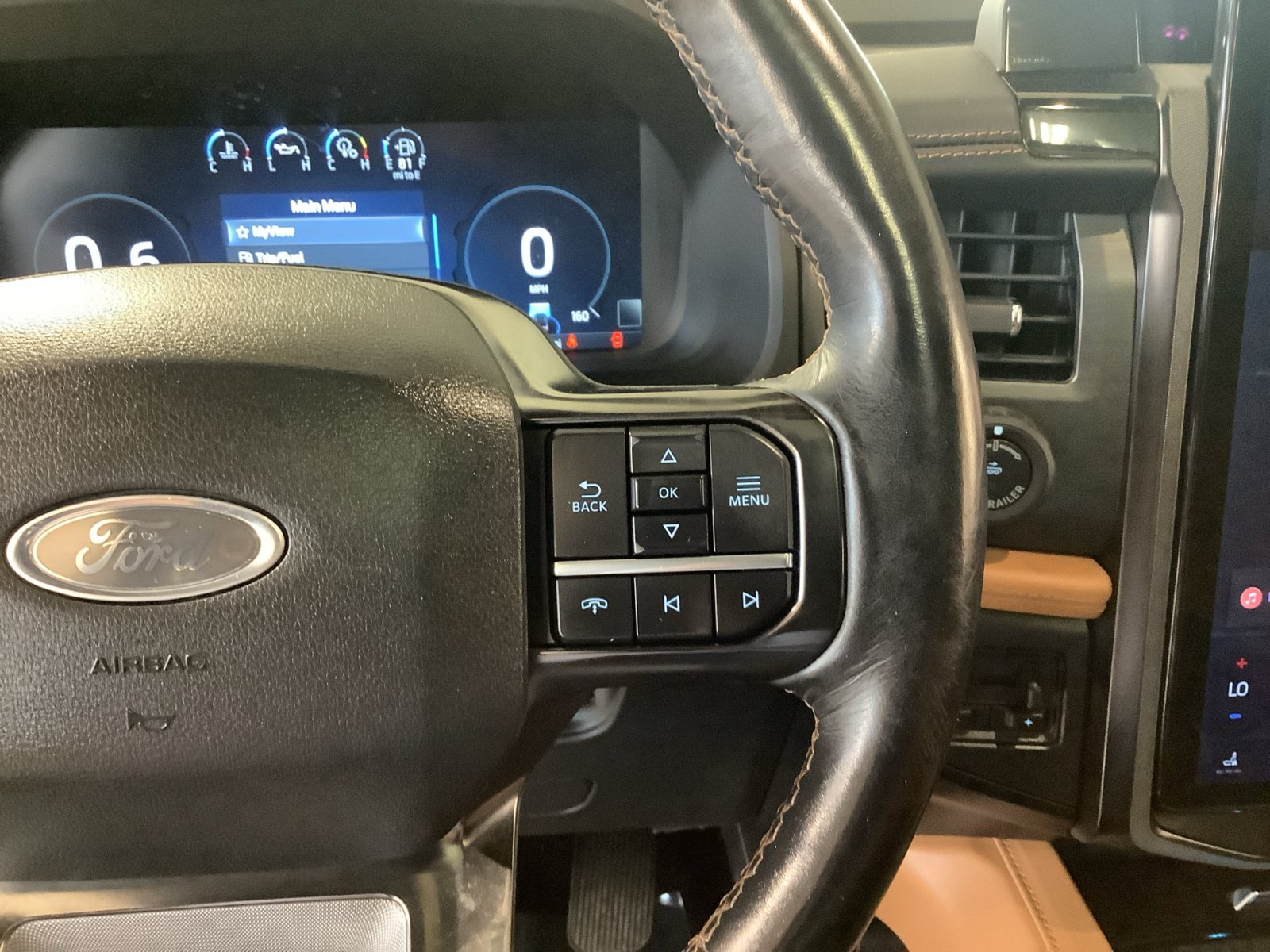 Used 2023 Ford Expedition Max Platinum AWD/4WD image 19