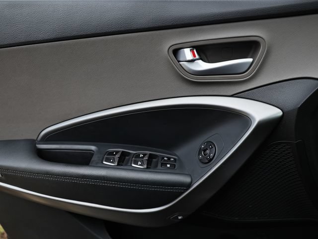 Used 2019 Hyundai Santa Fe XL SE w/ SE Premium Package 02 FWD image 14