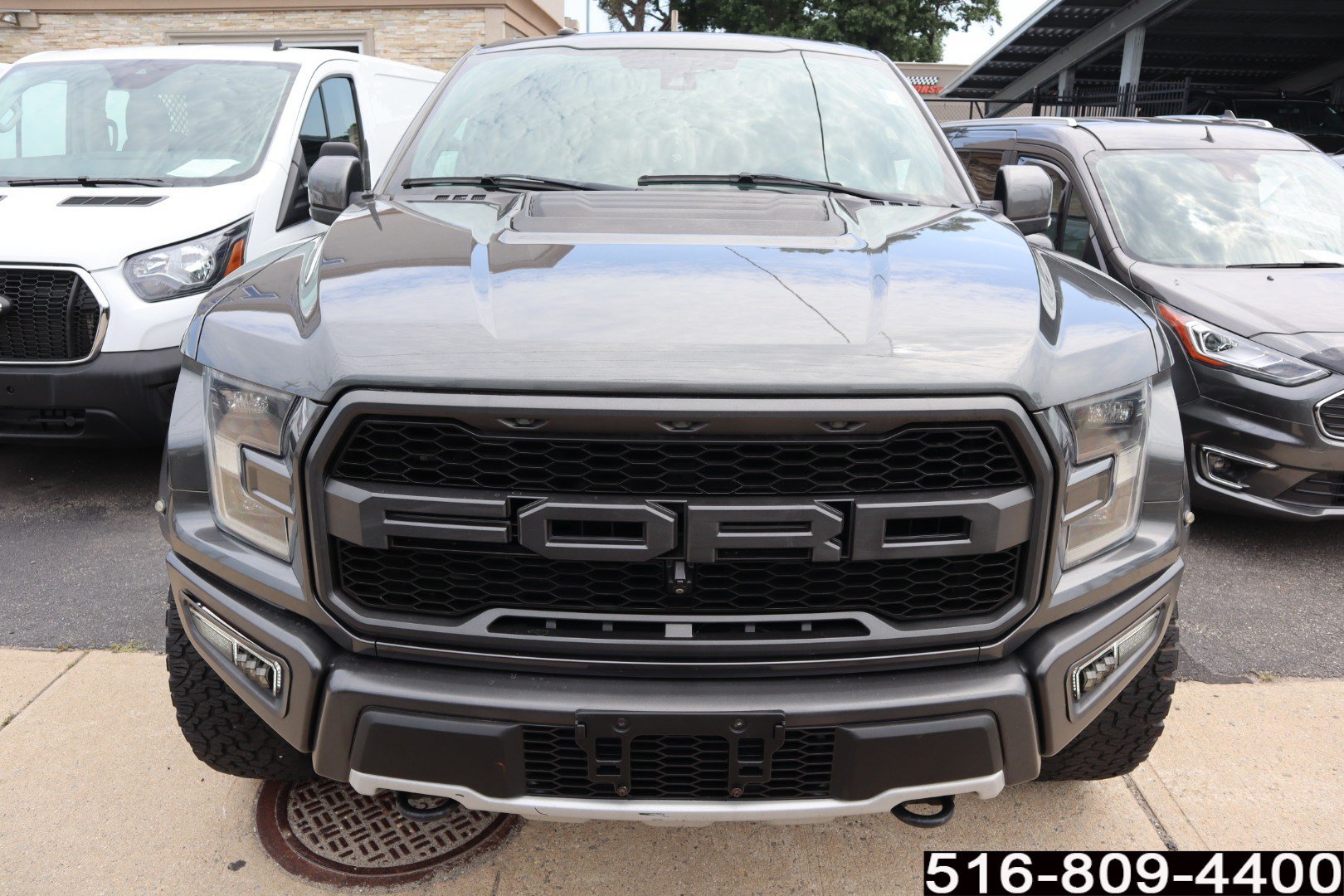Used 2018 Ford F150 Raptor w/ Equipment Group 802A Luxury AWD/4WD image 4