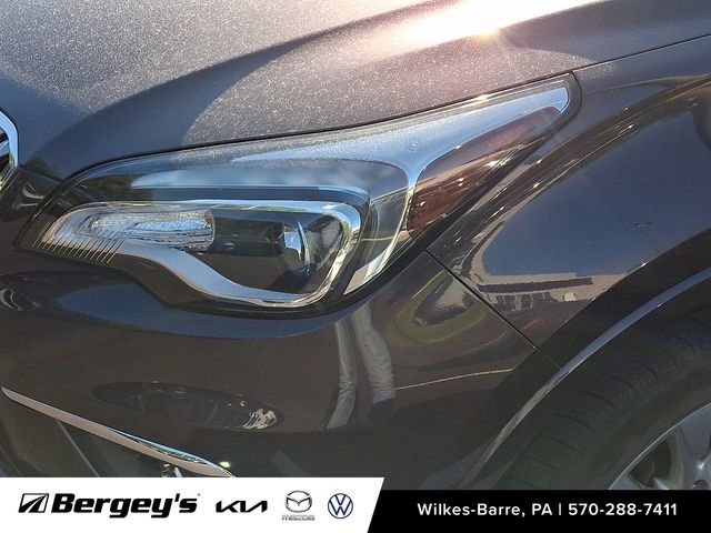 Used 2017 Buick Envision Essence AWD/4WD image 10