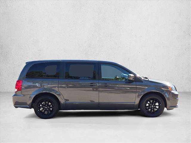 Used 2019 Dodge Grand Caravan SXT w/ Driver Convenience Group FWD image 4