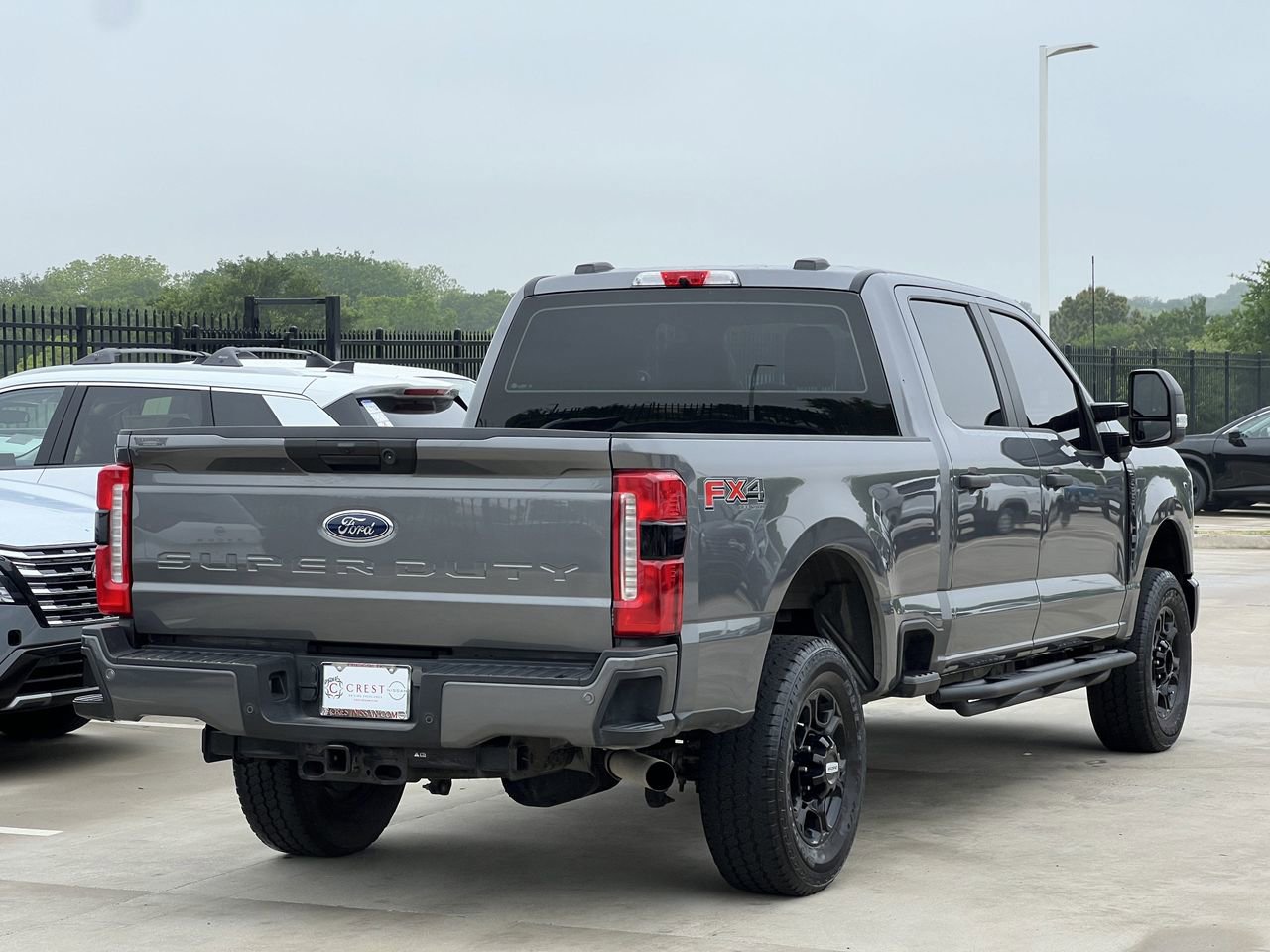 Used 2024 Ford F250 XL w/ STX Appearance Package AWD/4WD image 4