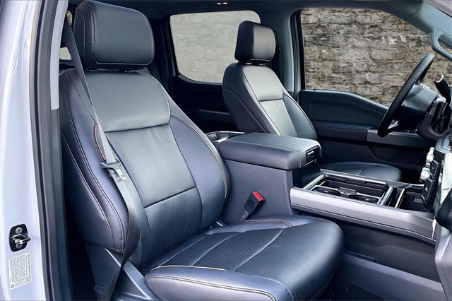 New 2026 Ford F350 Lariat w/ Lariat Premium Package image 11