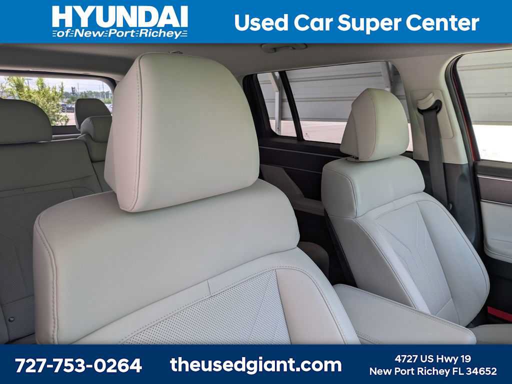 Certified 2024 Hyundai Santa Fe SEL AWD/4WD image 6