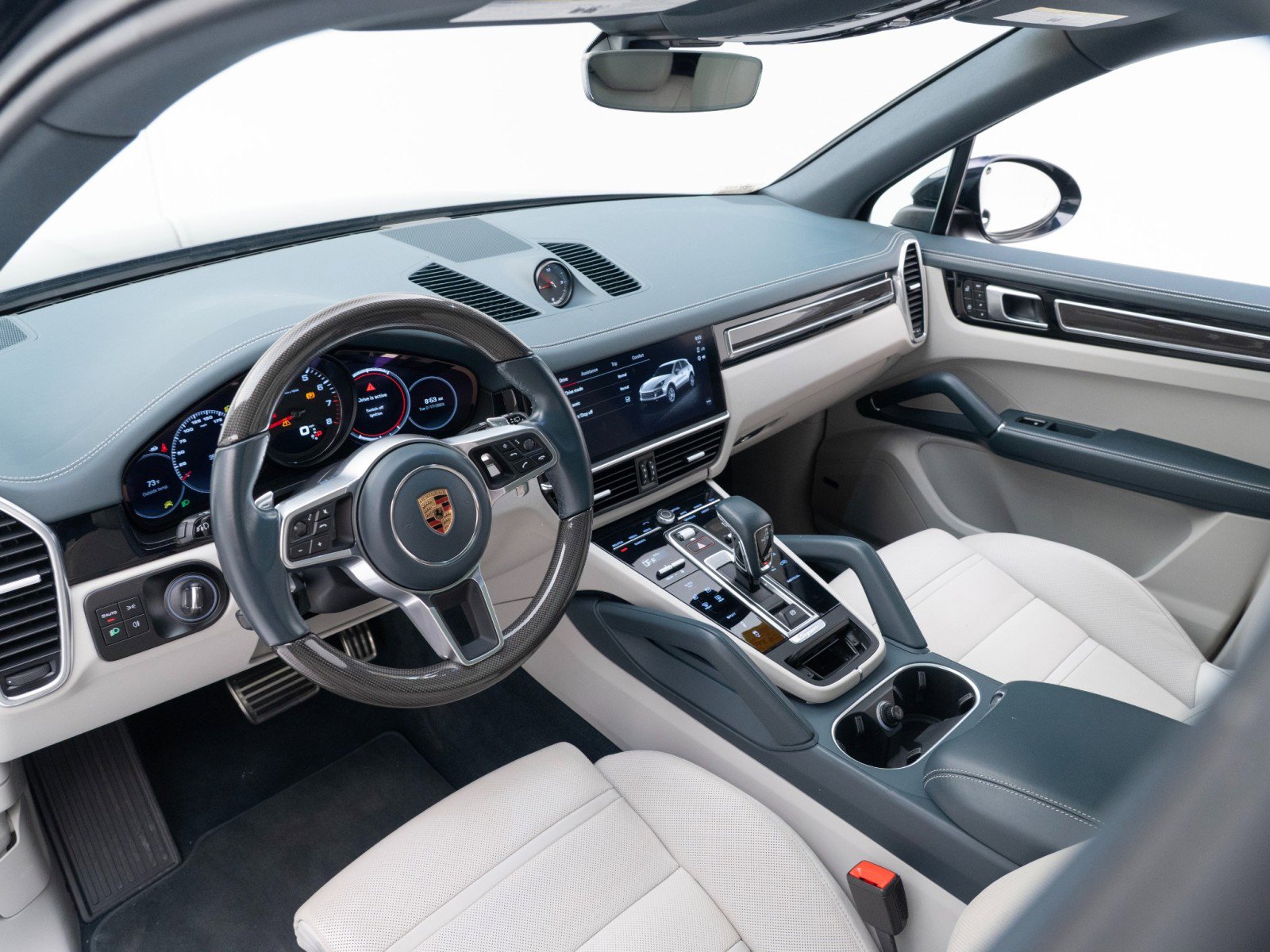 Certified 2022 Porsche Cayenne S Platinum image 4