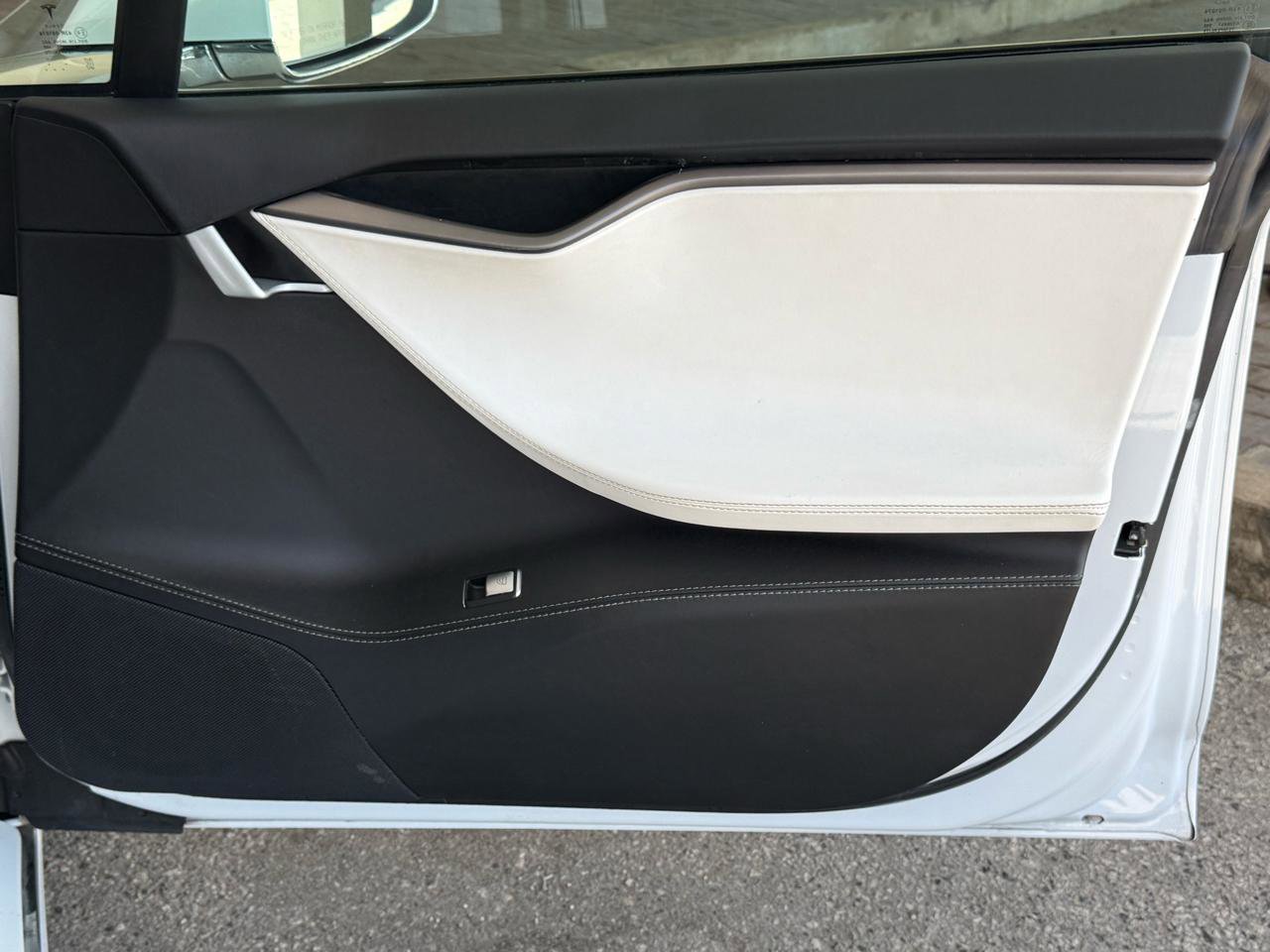 Used 2021 Tesla Model S Performance image 37
