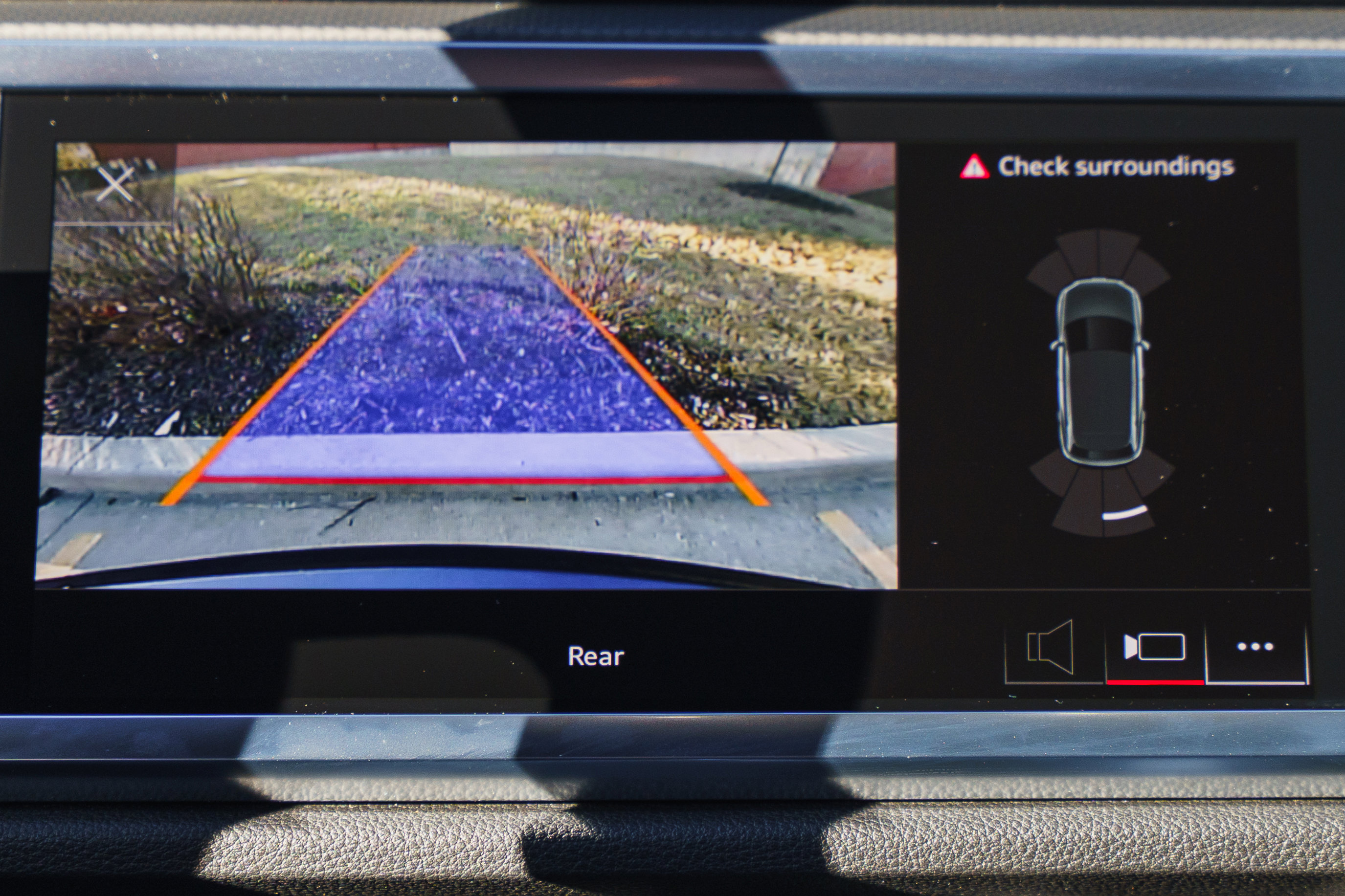 Certified 2025 Audi Q3 2.0T Premium w/ Convenience Package image 14