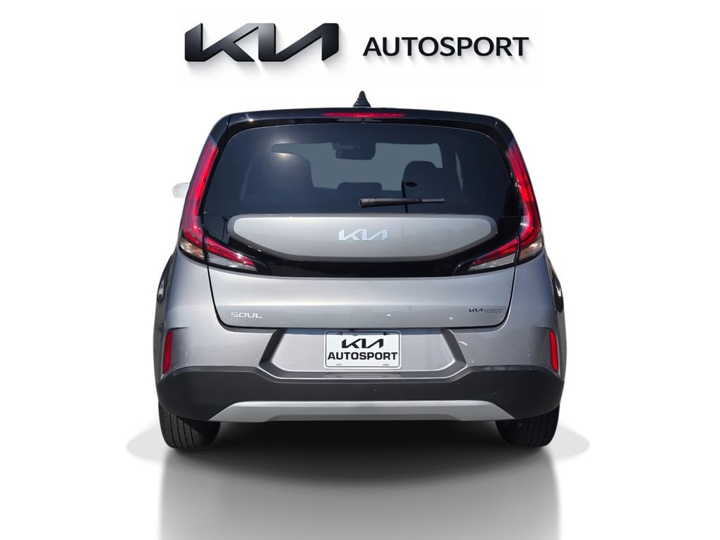 Certified 2025 Kia Soul LX w/ LX Technology Package FWD image 9