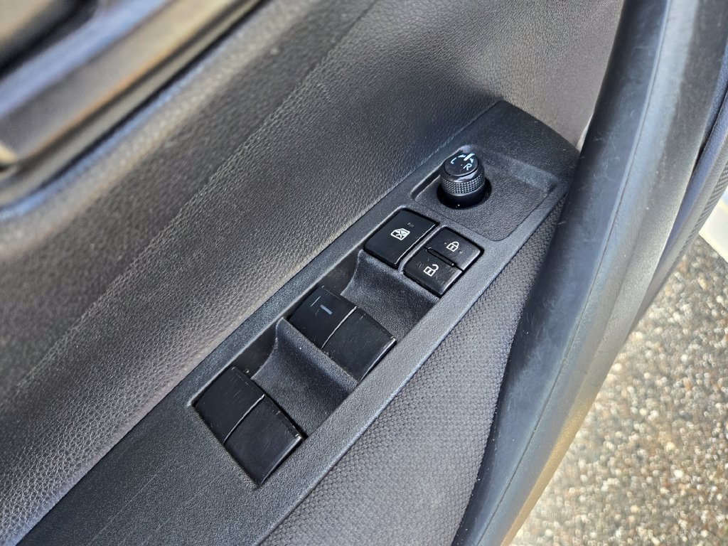 Used 2023 Toyota Corolla LE FWD image 21