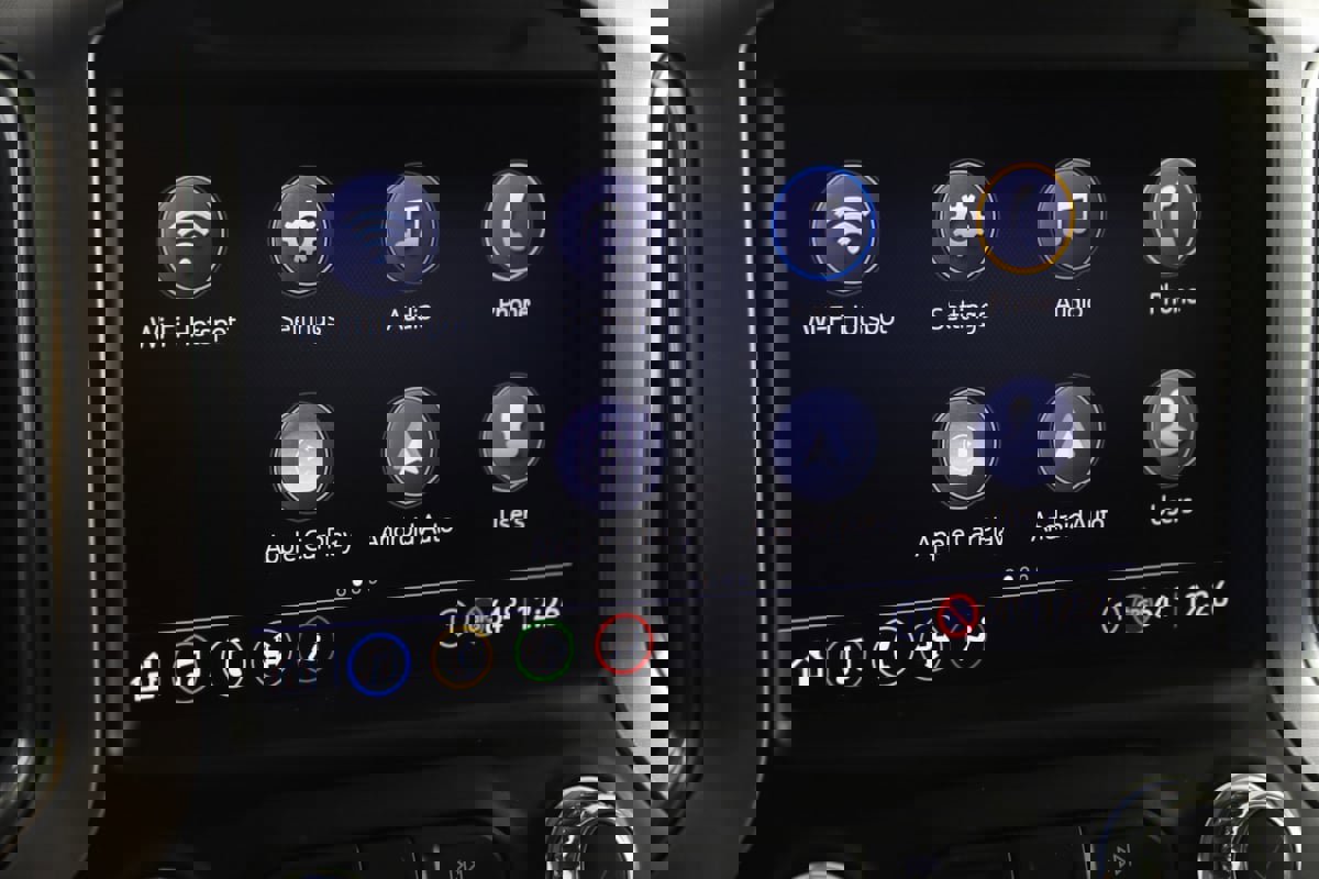 Used 2020 GMC Sierra 1500 Elevation w/ Elevation Value Package image 31