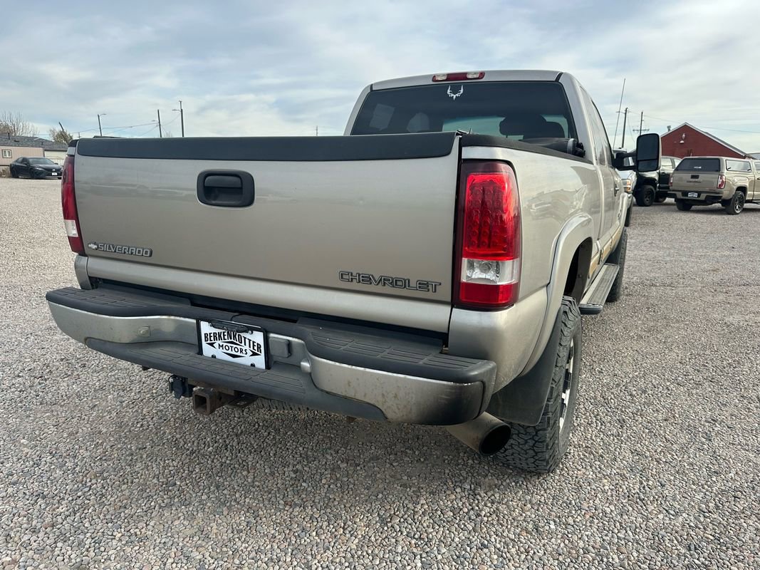 Used 2001 Chevrolet Silverado 2500 LS image 10