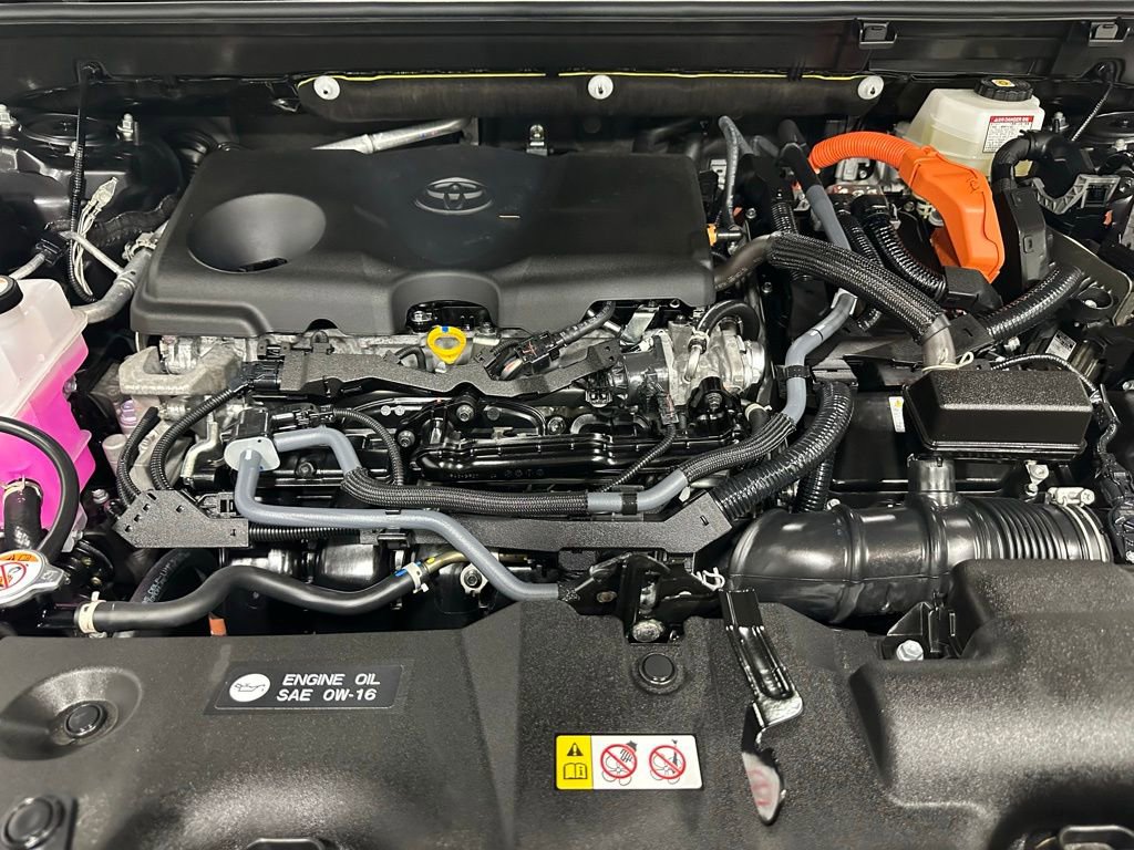 Used 2025 Toyota RAV4 XSE w/ Weather Package AWD/4WD image 69