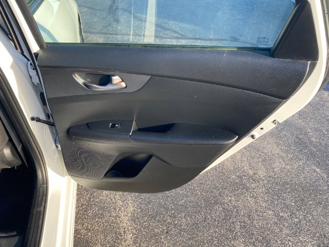 Used 2021 Kia Forte LXS image 13