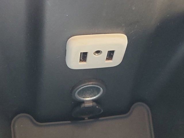 Used 2017 Buick Envision Premium image 28