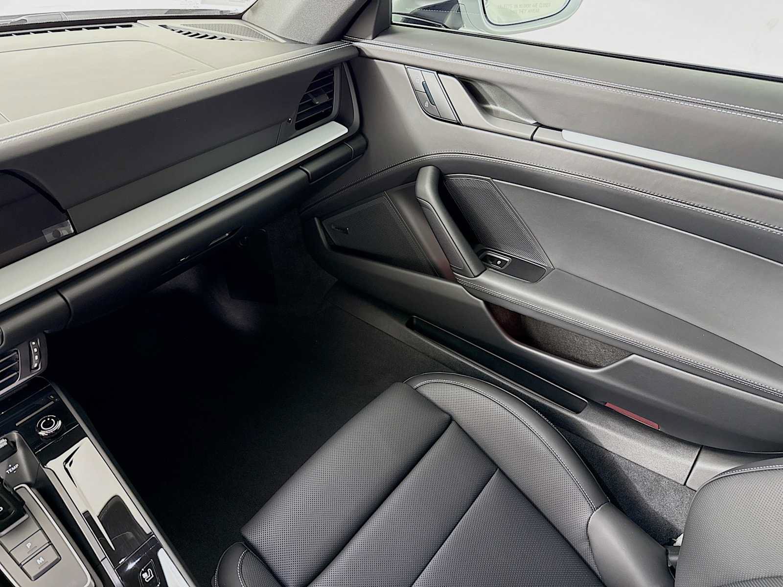 New 2026 Porsche 911 Carrera 4S AWD/4WD image 24