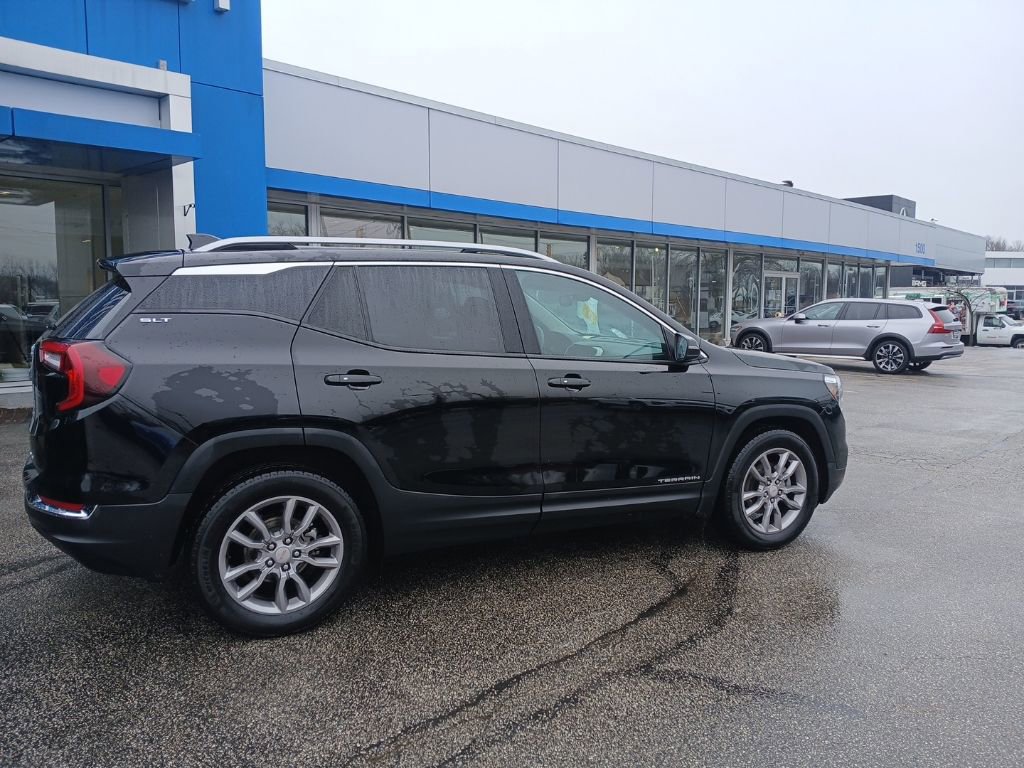 Certified 2024 GMC Terrain SLT image 10