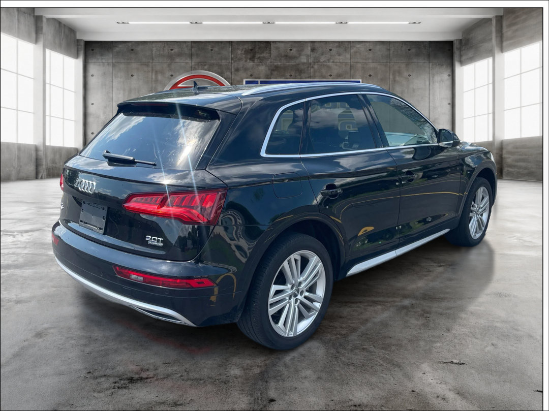 Used 2018 Audi Q5 2.0T Premium Plus w/ Premium Plus Package AWD/4WD image 5