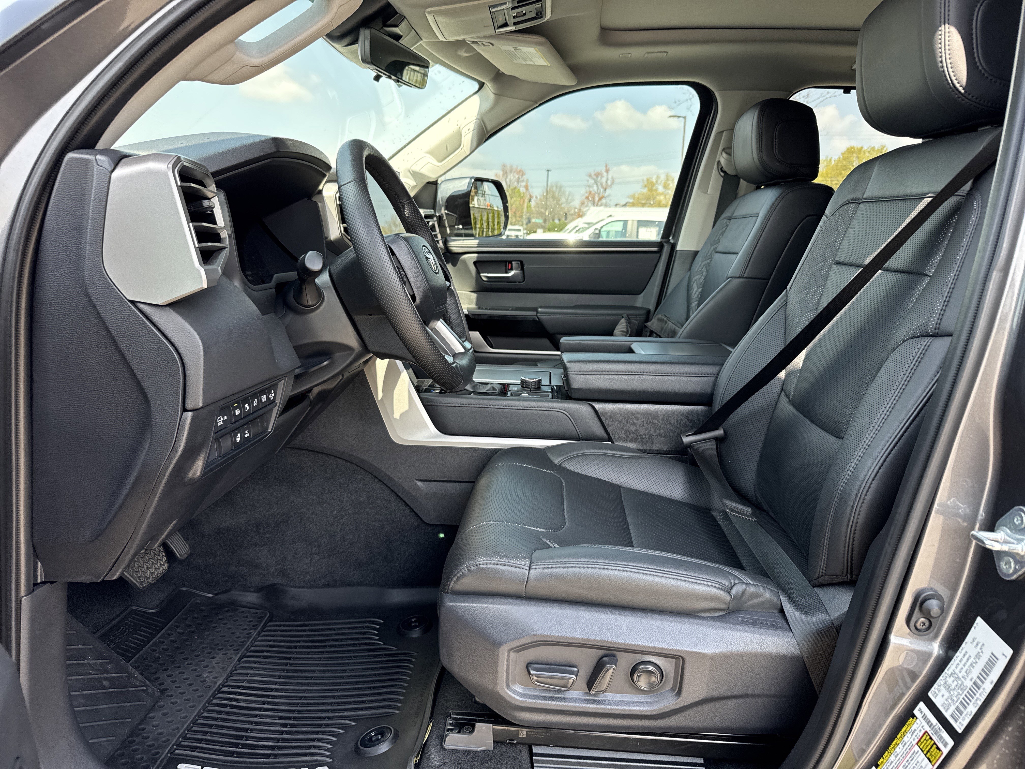 Used 2024 Toyota Sequoia Limited w/ Tow Technology Package image 17
