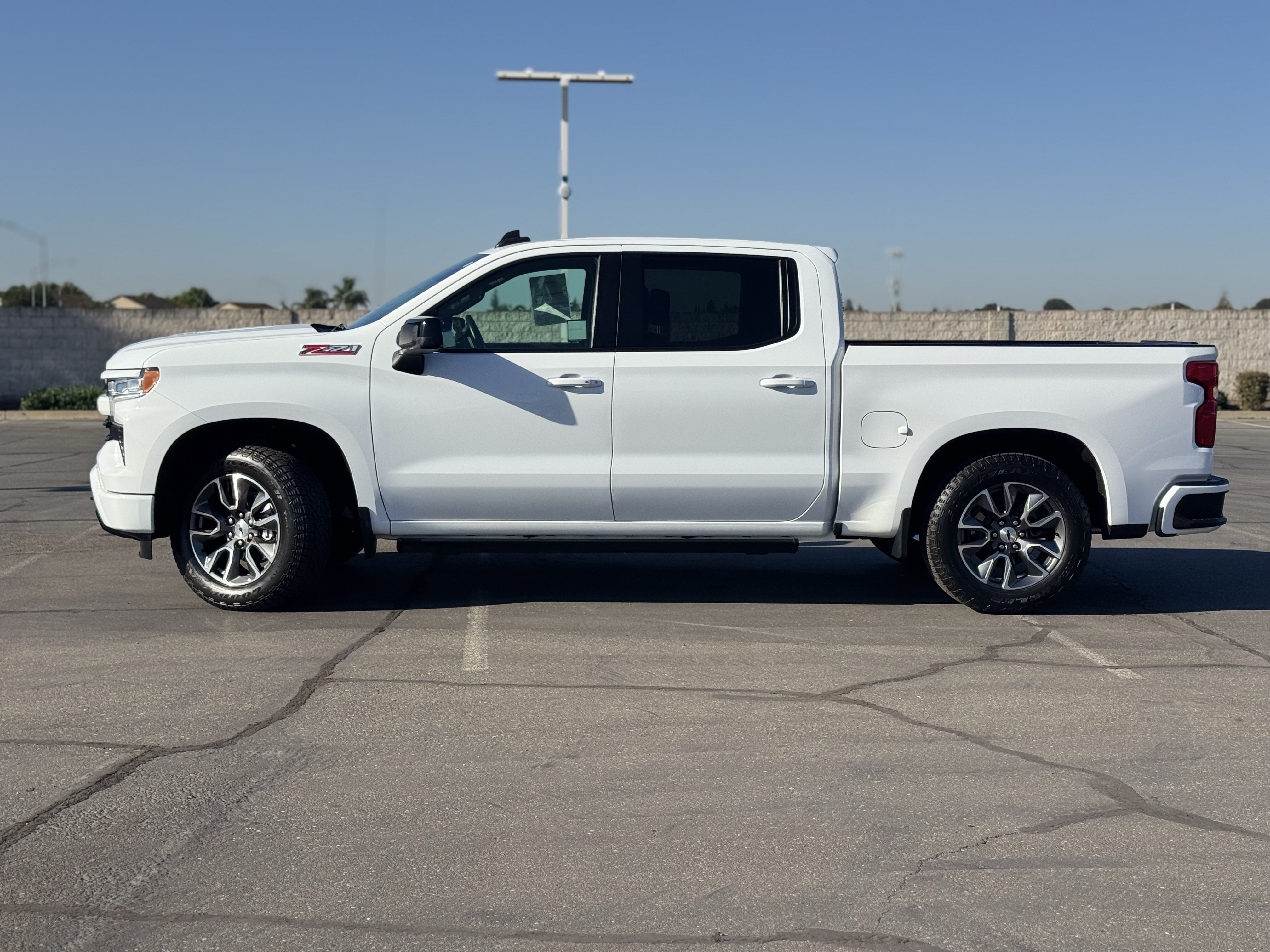 Used 2024 Chevrolet Silverado 1500 RST AWD/4WD image 4