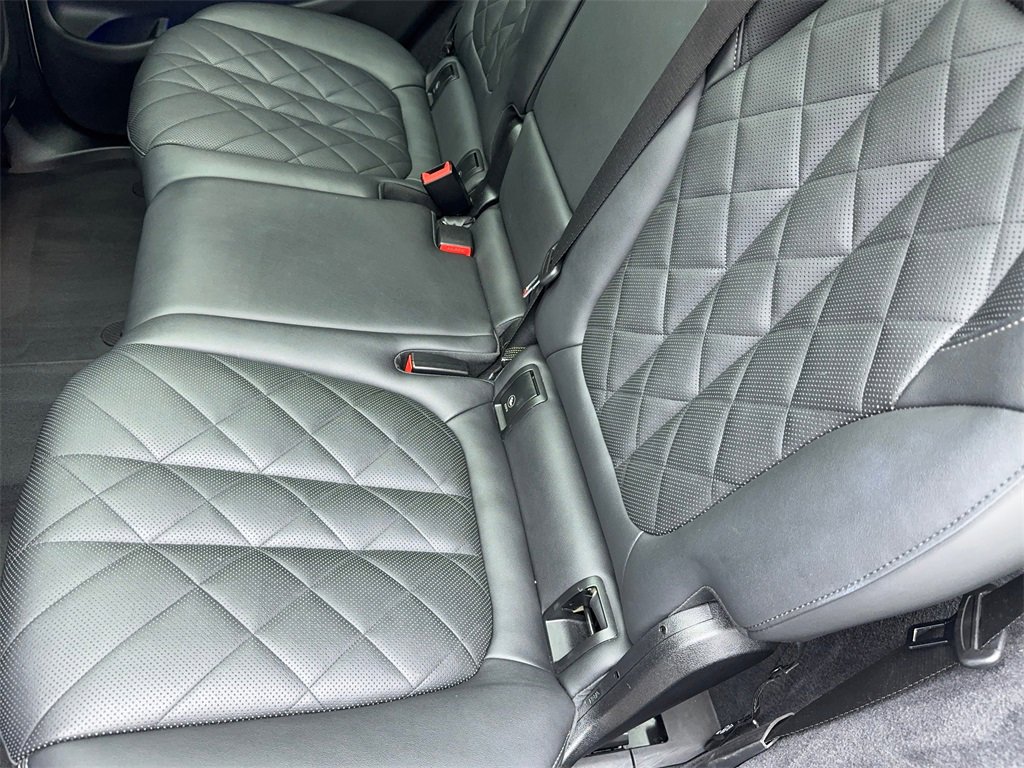 Used 2024 BMW X7 xDrive40i image 46