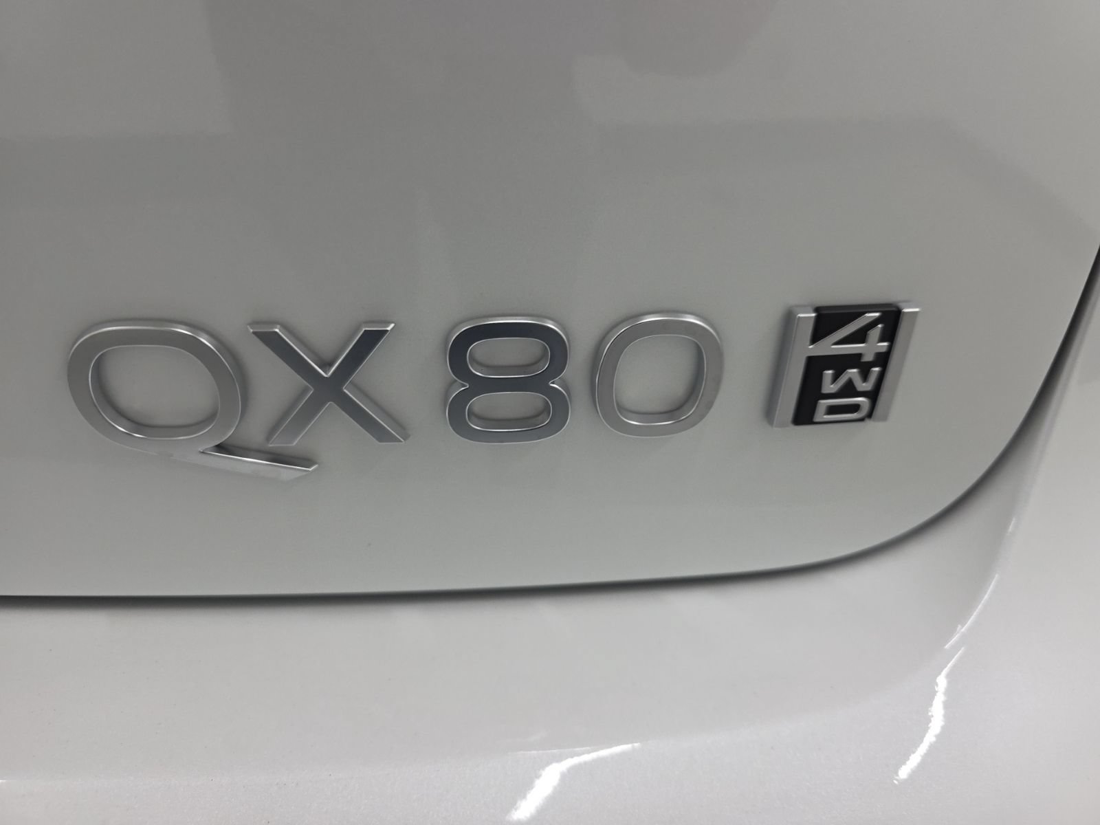New 2026 INFINITI QX80 Luxe w/ Cargo Package AWD/4WD image 15