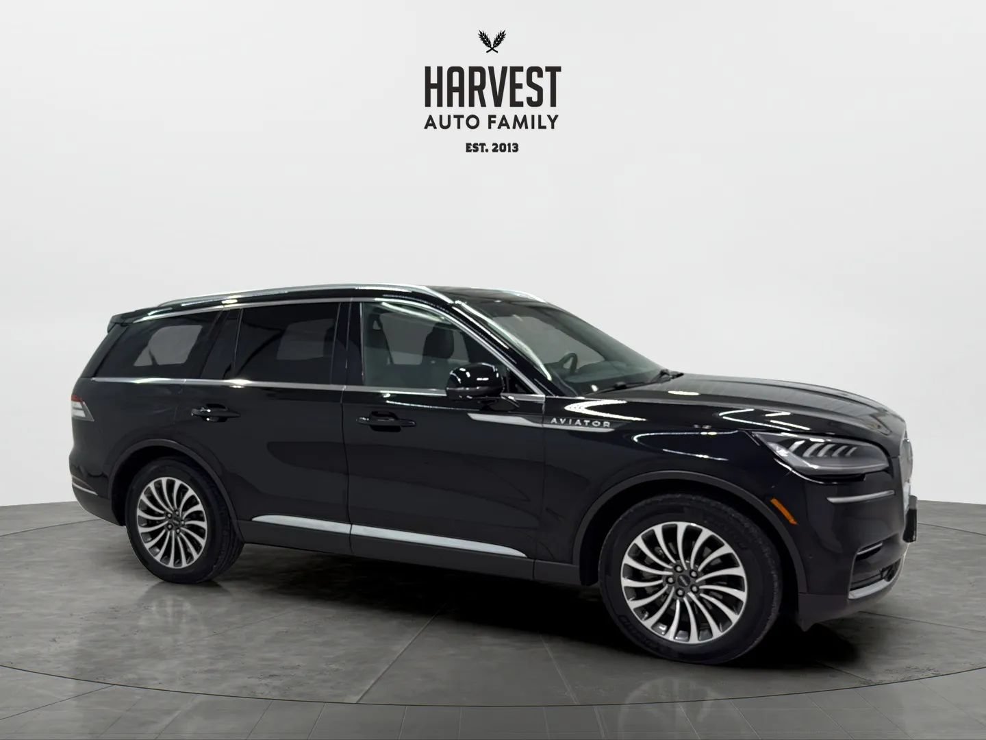 Used 2022 Lincoln Aviator Reserve w/ Equipment Group 201A AWD/4WD image 9