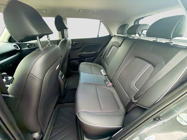 New 2026 Hyundai Venue SEL FWD image 24