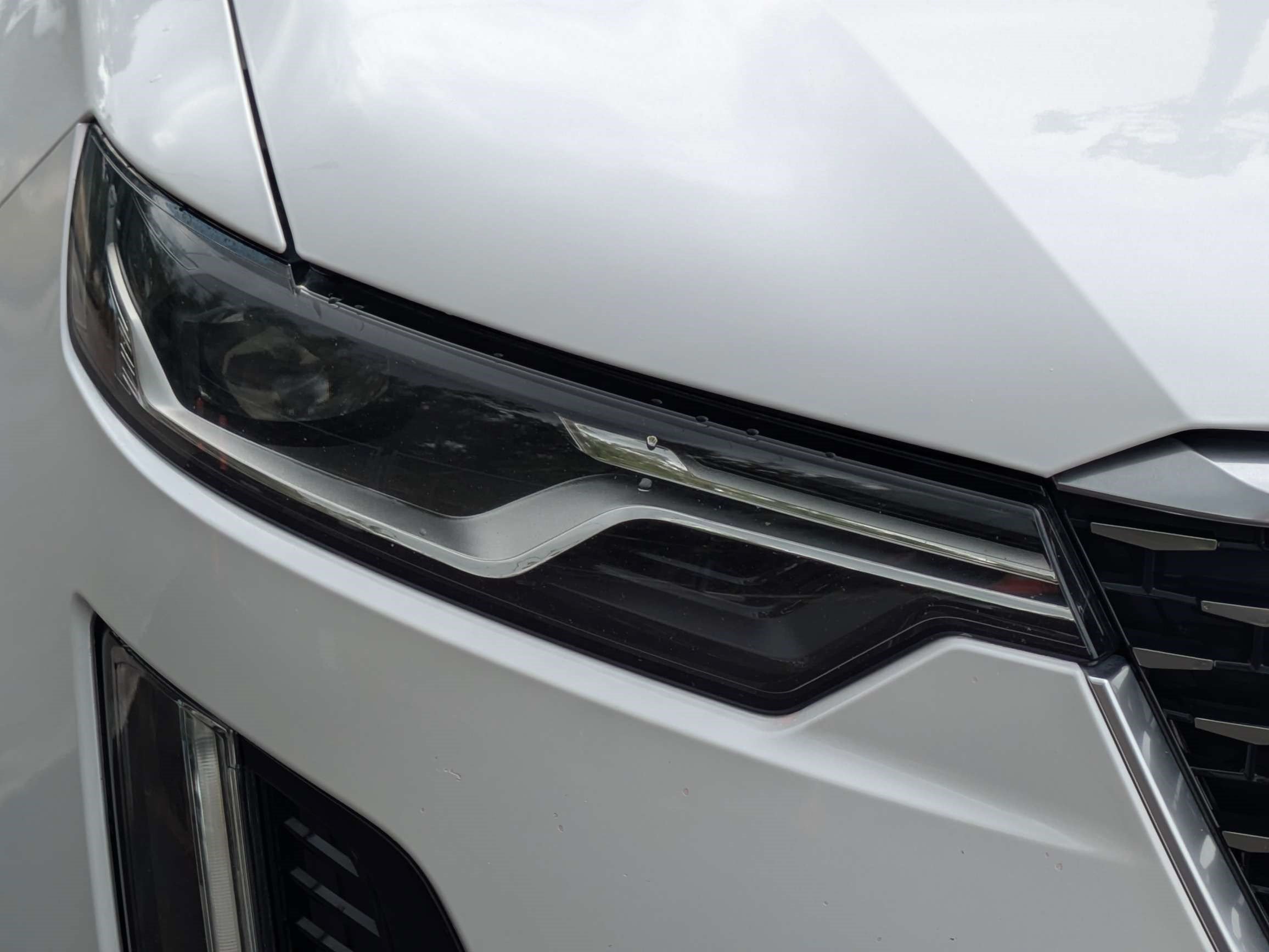 Used 2022 Cadillac XT6 Premium Luxury FWD image 9