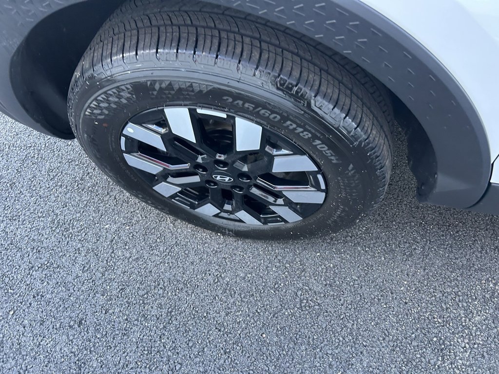 Used 2026 Hyundai Santa Cruz SEL image 23