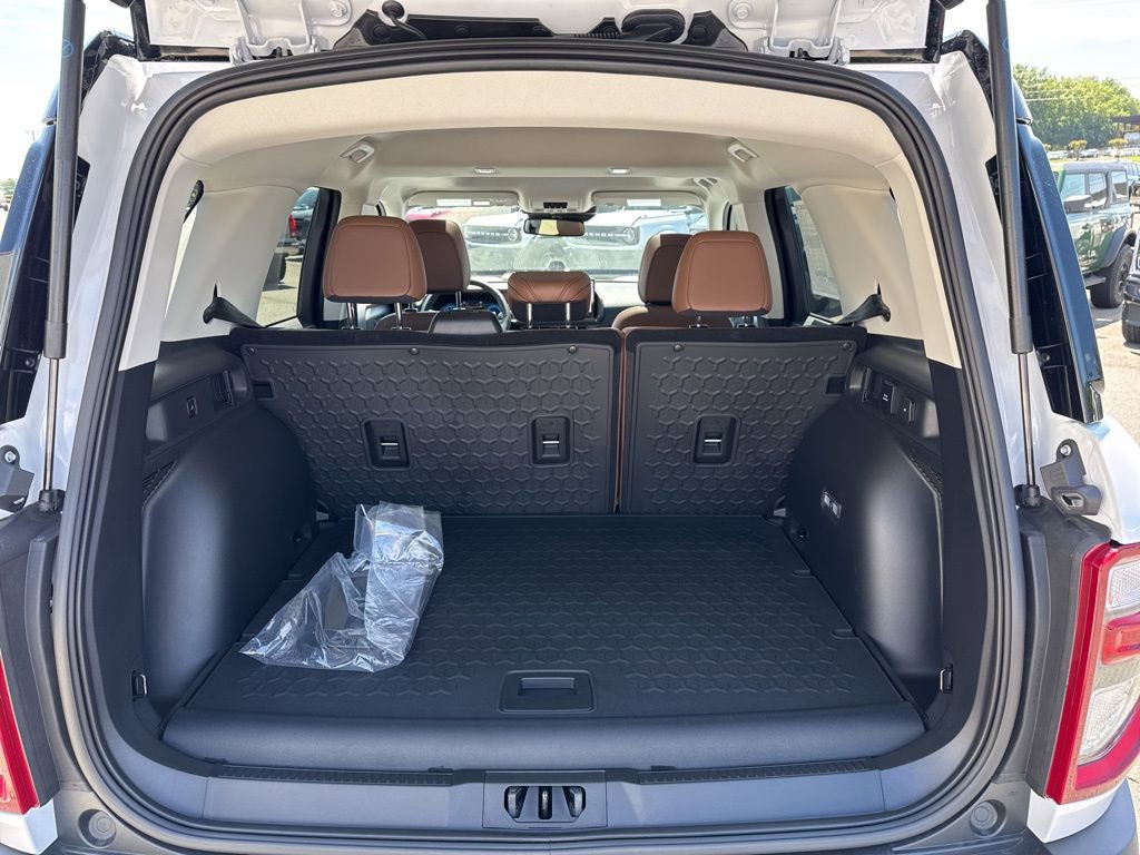 New 2025 Ford Bronco Sport Outer Banks w/ Sasquatch Outer Banks Package image 18