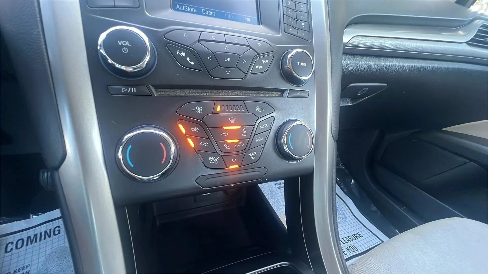 Used 2018 Ford Fusion S FWD image 15
