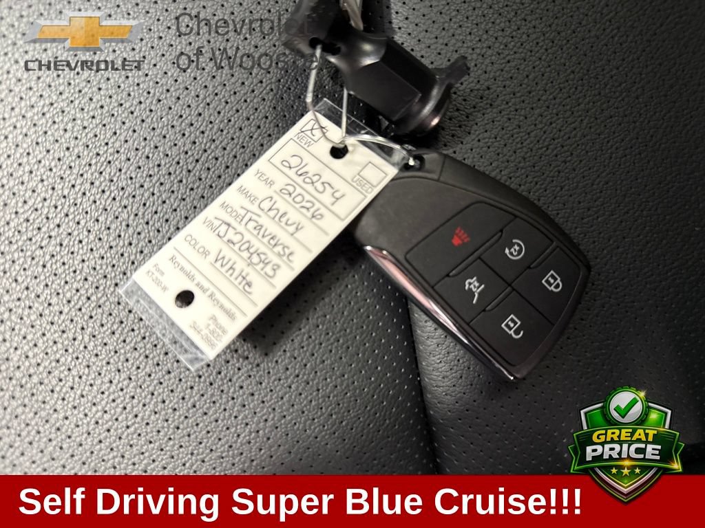 New 2026 Chevrolet Traverse RS w/ LPO, Floor Liner Package AWD/4WD image 21