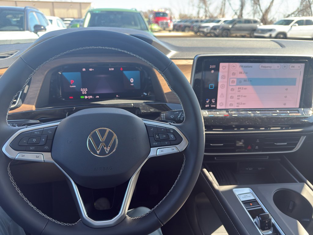 New 2026 Volkswagen Atlas SE FWD image 14