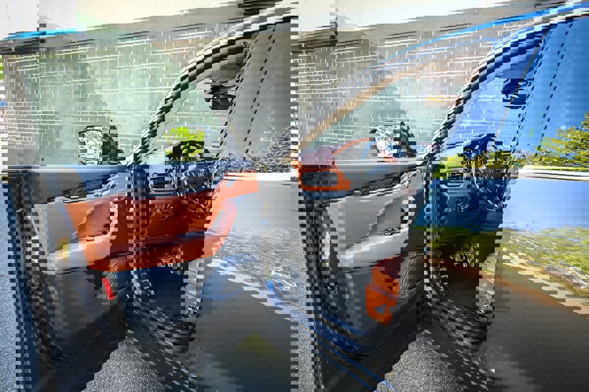 Used 2023 Maserati Levante Modena AWD/4WD image 7