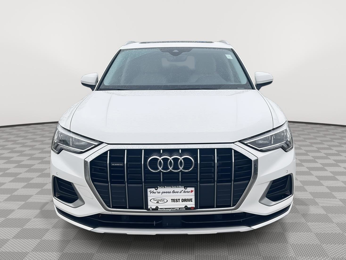 Used 2023 Audi Q3 2.0T Premium AWD/4WD image 4