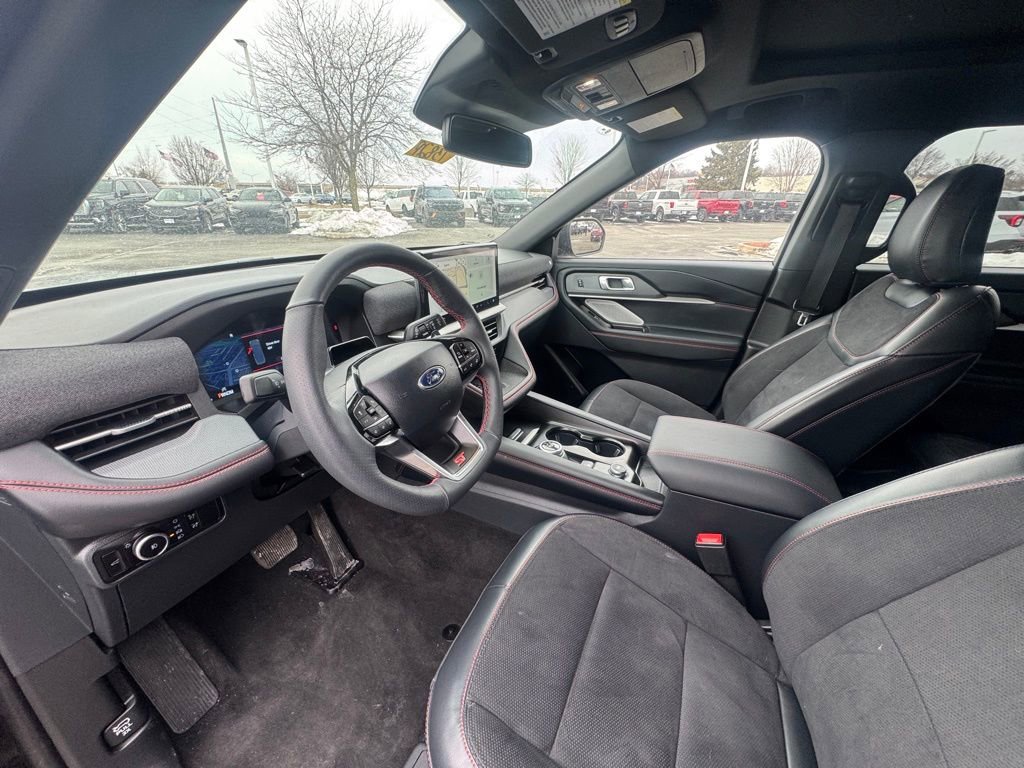 Used 2025 Ford Explorer ST w/ Sun And Sound Package image 12