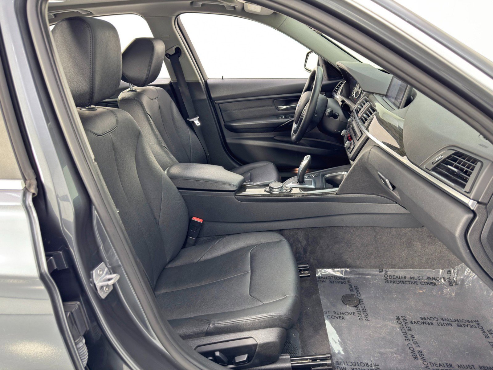 Used 2015 BMW 335i xDrive Sedan AWD/4WD image 15