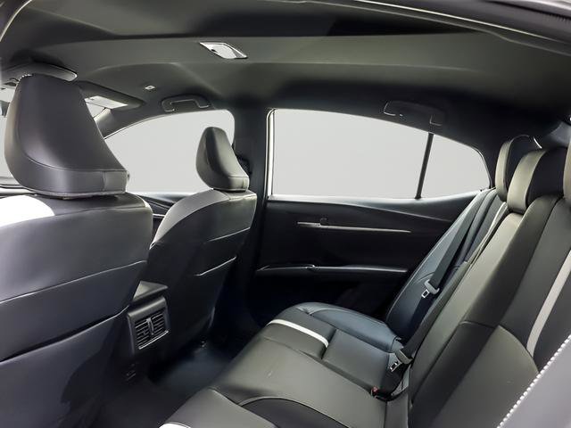 Certified 2025 Toyota Camry SE FWD image 11