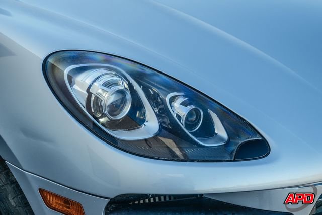 Used 2015 Porsche Macan Turbo image 40