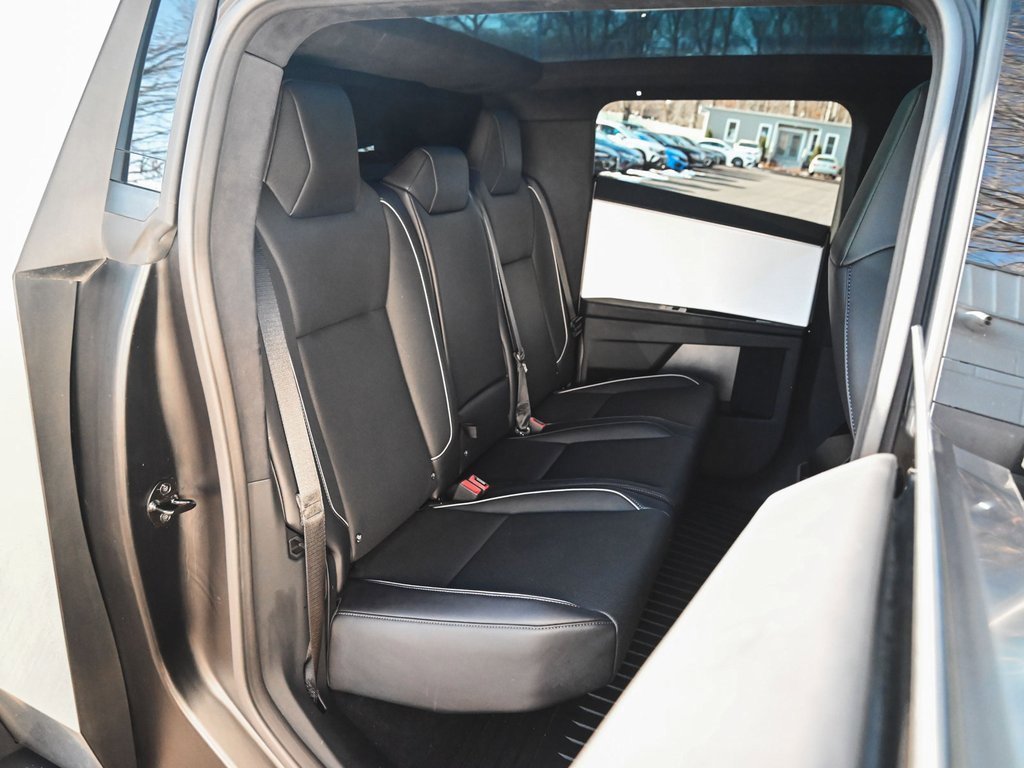 Used 2024 Tesla Cybertruck AWD Crew Cab image 25