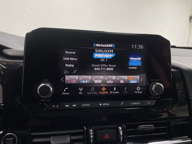 Used 2022 Nissan Pathfinder SV image 16