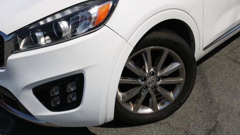 Used 2017 Kia Sorento SX FWD image 4