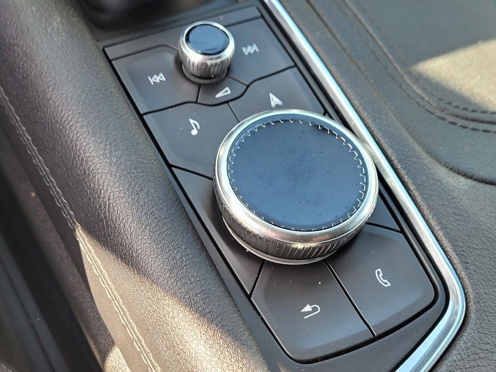 Certified 2024 Cadillac XT6 Premium Luxury FWD image 24