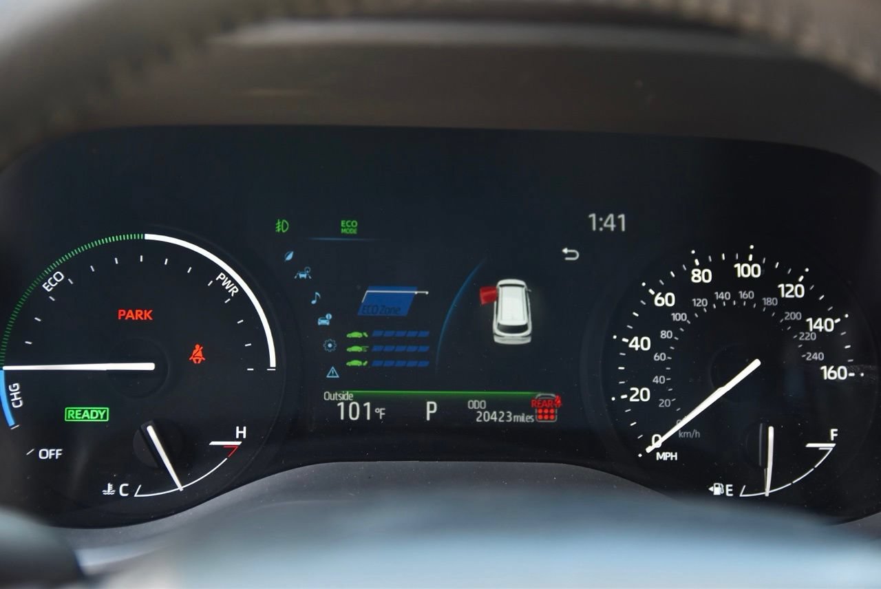 Used 2025 Toyota Sienna XLE FWD image 27
