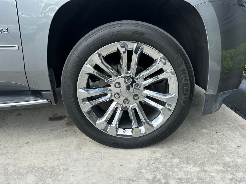 Used 2019 GMC Yukon SLT w/ Premium Edition image 15