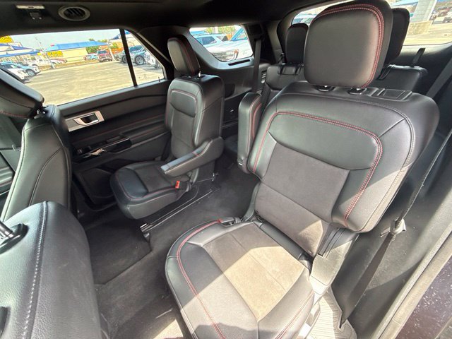 Used 2024 Ford Explorer ST-Line w/ Class IV Trailer Tow Package AWD/4WD image 13